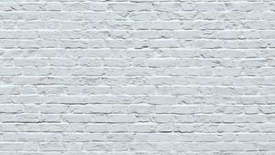 En hvid murstensvæg